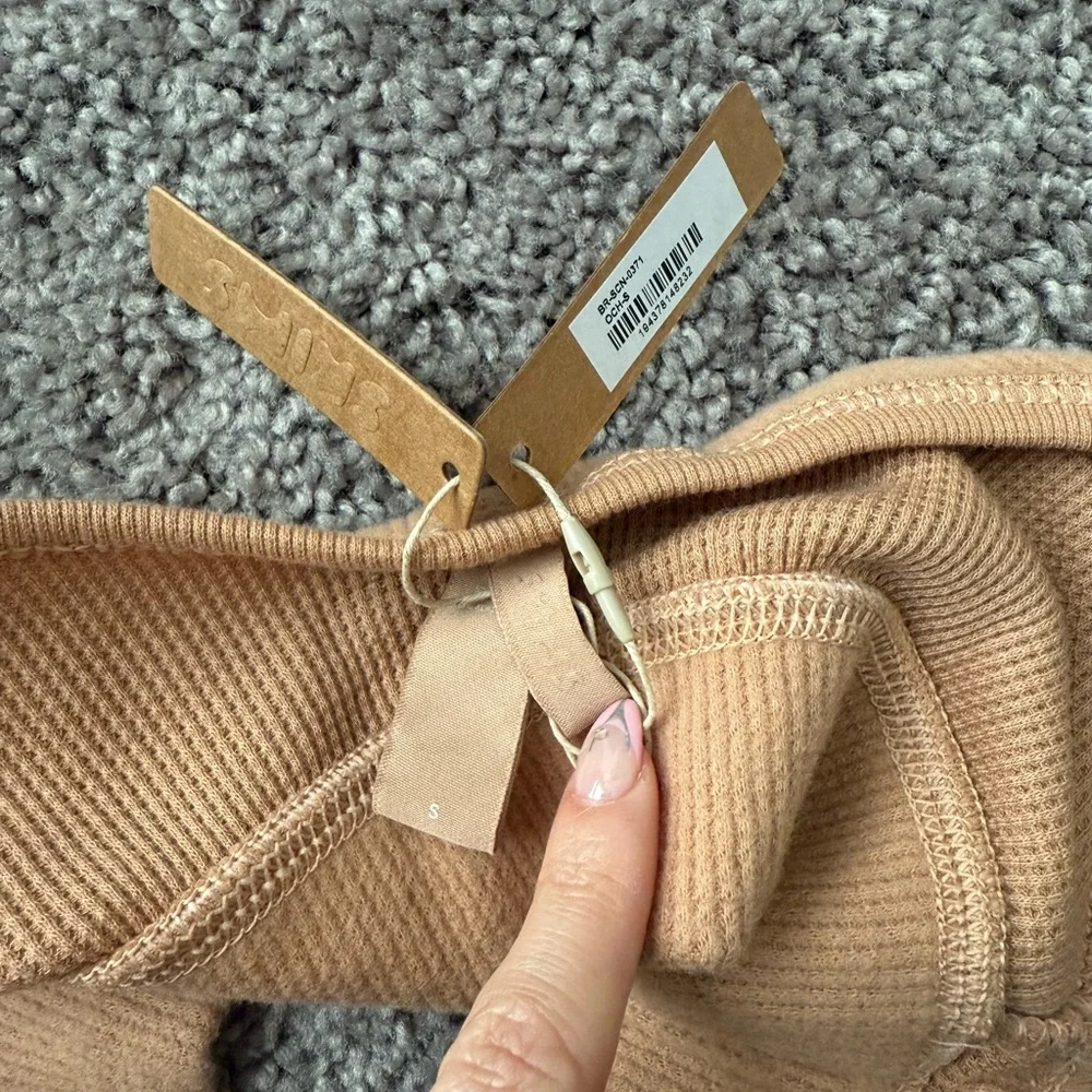 Skims waffle scoop bra in ochre - Picture 3 of 5